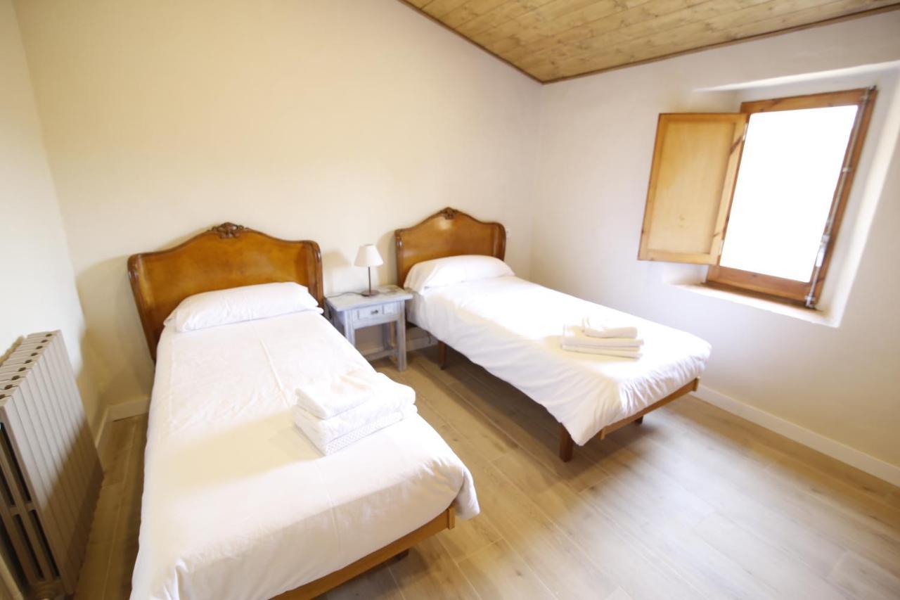 וילאדראו Ca L'Herbolari - Cozy Newly Renovated House Ca L'Herbolari מראה חיצוני תמונה